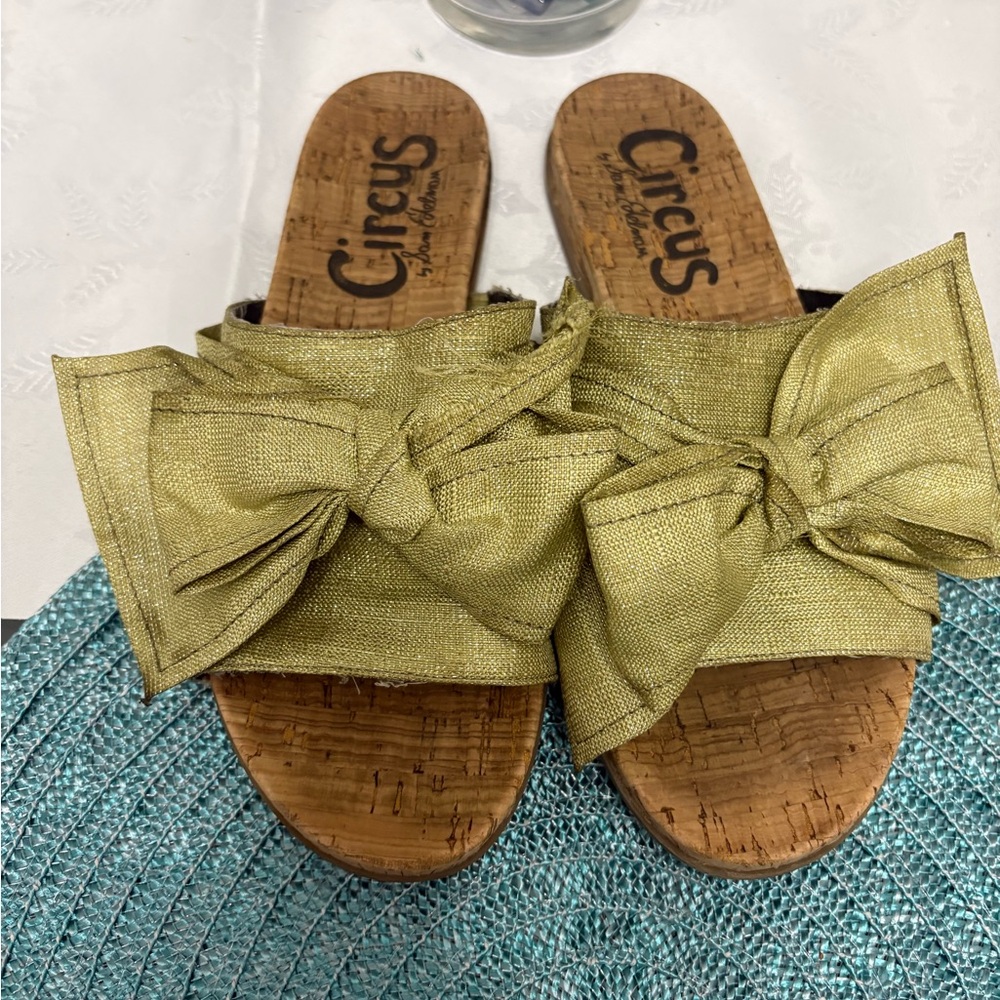 Circus by Sam Edelman Olive Green Bow Slide Sandals